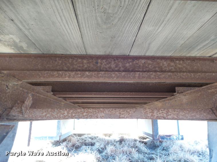 image for item DA7557 Flatbed