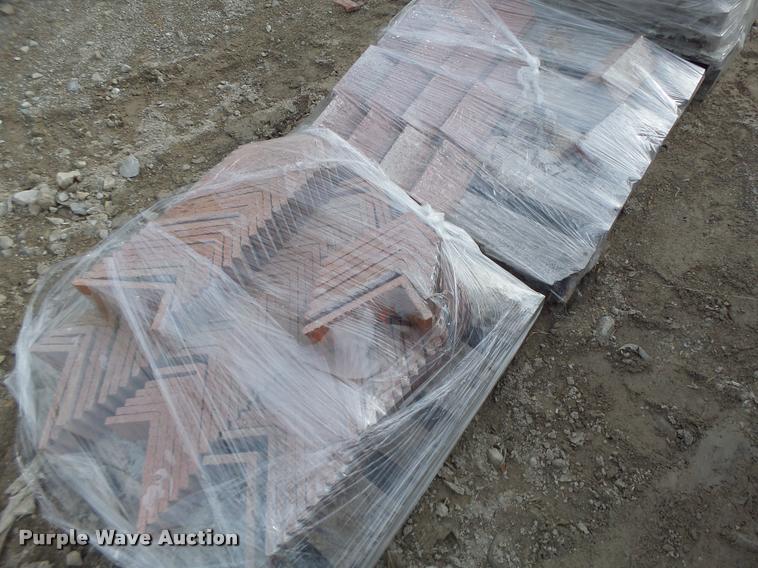 image for item DA9318 Approximately 11 pallets of Endicott red bricks