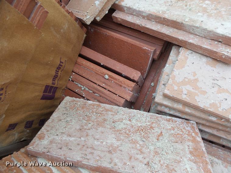 image for item DA9318 Approximately 11 pallets of Endicott red bricks