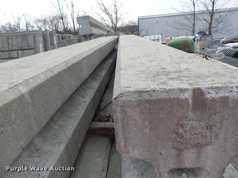 image for item DA9324 Approximately 25 sound board smooth wall columns