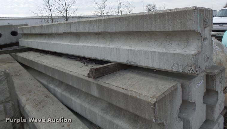 image for item DA9324 Approximately 25 sound board smooth wall columns