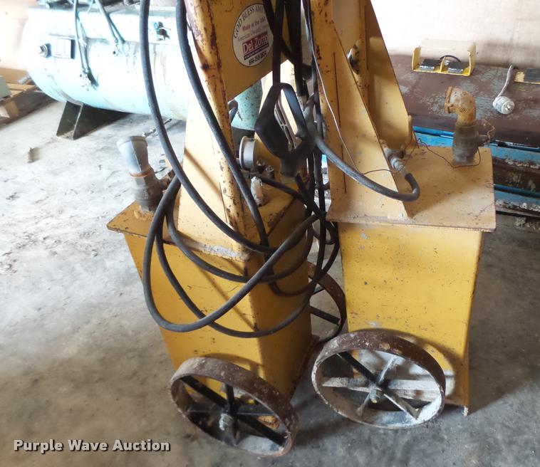 image for item DA9336 (2) Del Zotto form concrete sprayer