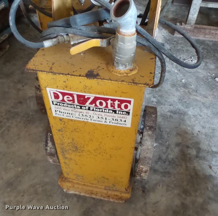 image for item DA9336 (2) Del Zotto form concrete sprayer