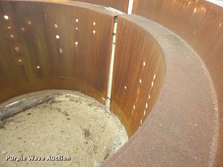 image for item DA9340 (3) manhole base forms