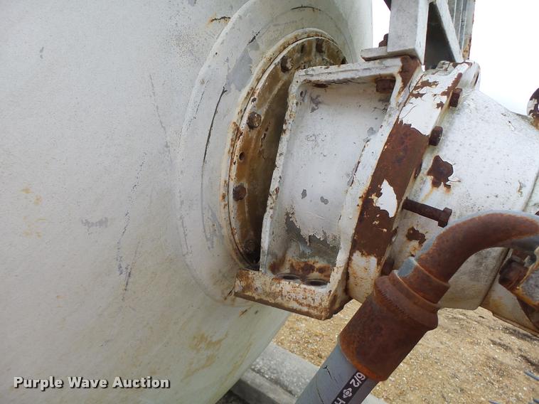 image for item DA9341 1998 Mcneilus ready mix drum