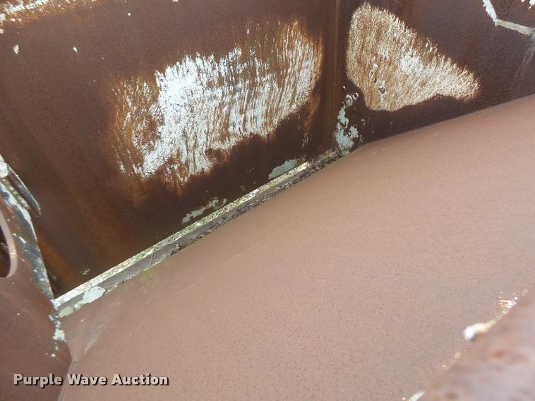 image for item DA9343 Concrete chute/bucket