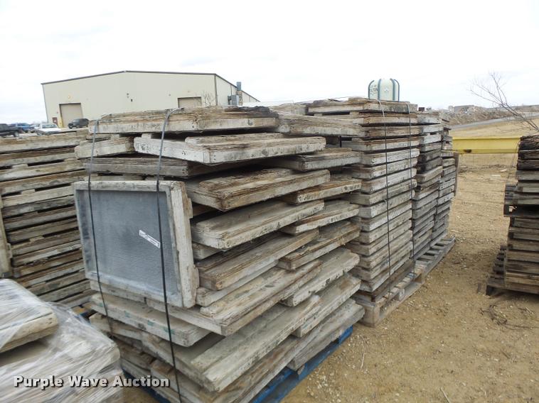 image for item DA9347 Approximately 128 fabric textured concrete forms