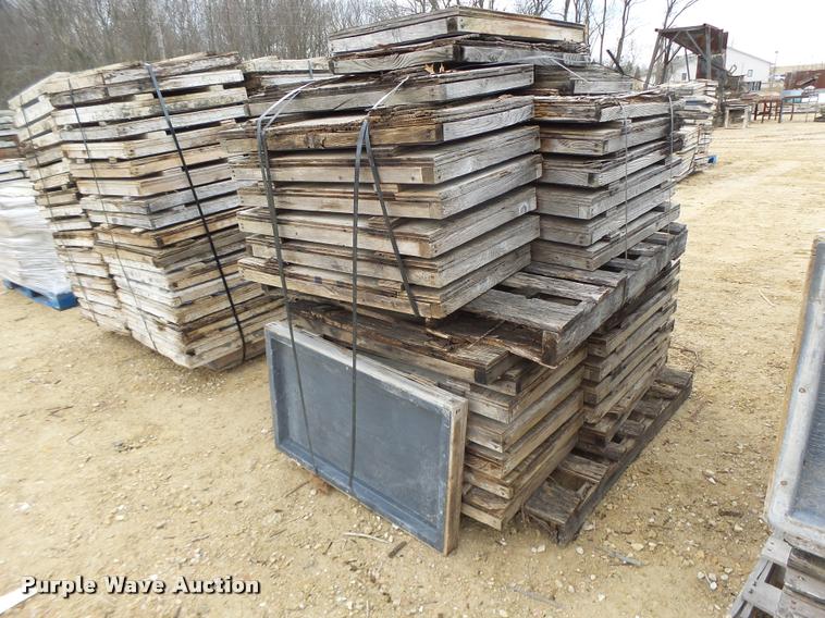 image for item DA9347 Approximately 128 fabric textured concrete forms