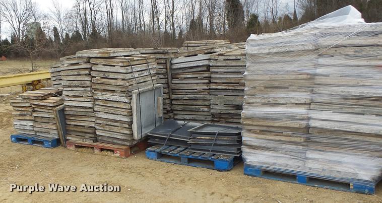 image for item DA9348 Approximately 561 fabric textured finish concrete forms