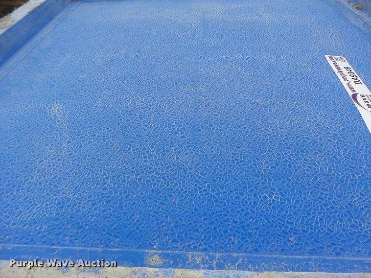 image for item DA9349 Shattered glass textured finish concrete forms