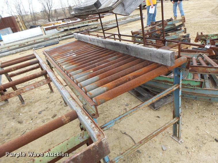 image for item DA9351 Steel roller tables