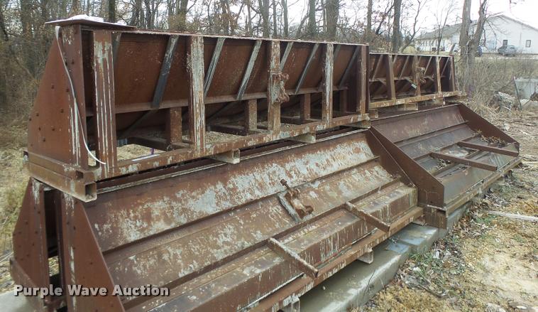 image for item DA9352 Shower stall steel concrete forms