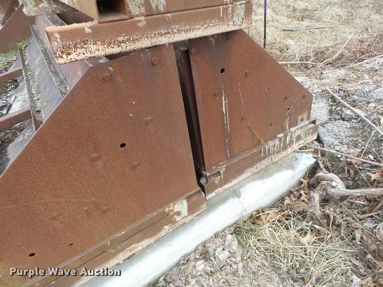 image for item DA9352 Shower stall steel concrete forms