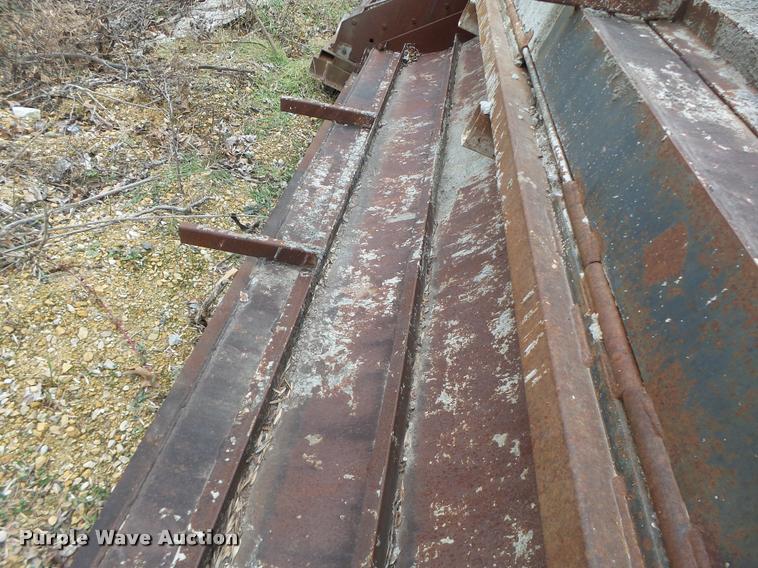 image for item DA9352 Shower stall steel concrete forms