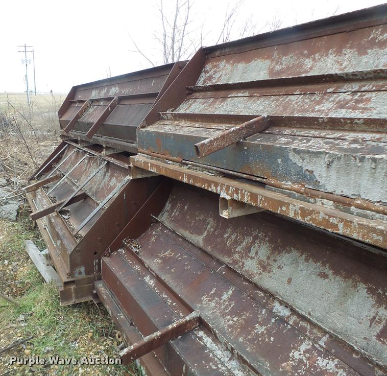 image for item DA9352 Shower stall steel concrete forms