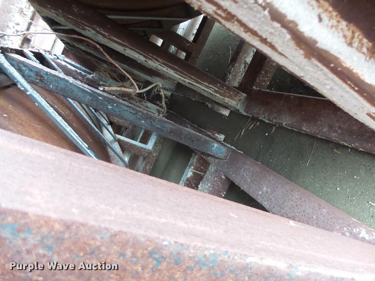 image for item DA9352 Shower stall steel concrete forms