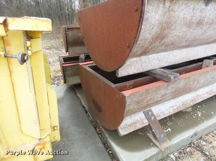 image for item DA9353 Fiberglass column concrete forms