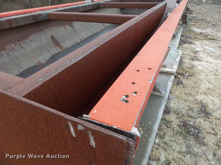 Fiberglass column concrete forms in Fulton, MO Item DA9353 sold Purple Wave