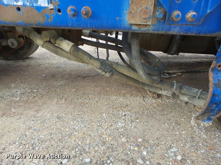 image for item DA9355 2006 Freightliner FLD120 parts and axles