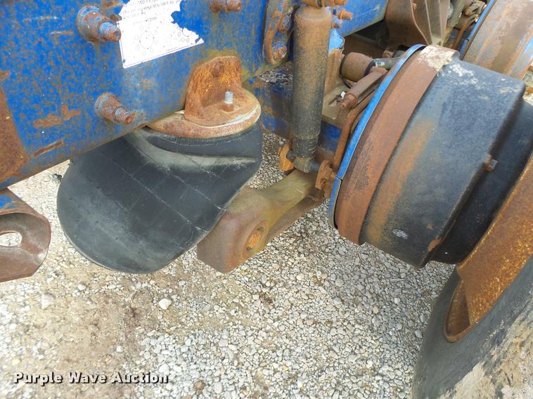 image for item DA9355 2006 Freightliner FLD120 parts and axles