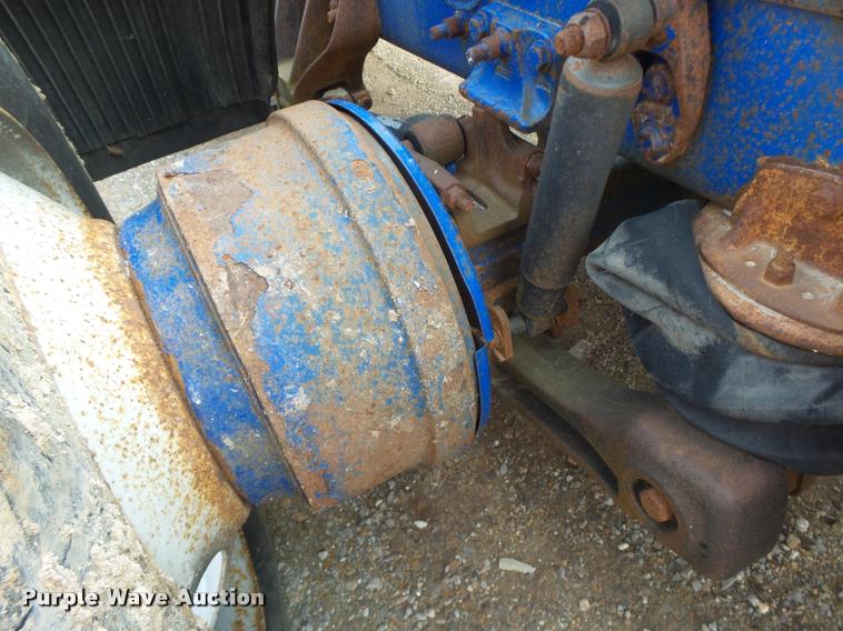 image for item DA9355 2006 Freightliner FLD120 parts and axles