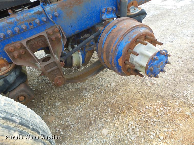 image for item DA9355 2006 Freightliner FLD120 parts and axles