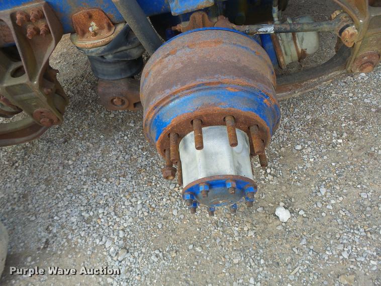 image for item DA9355 2006 Freightliner FLD120 parts and axles