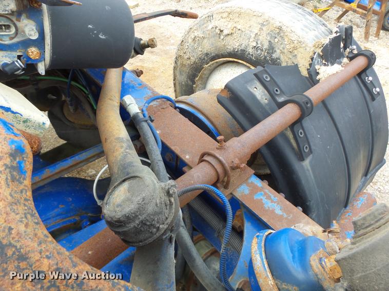 image for item DA9355 2006 Freightliner FLD120 parts and axles