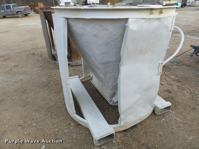 image for item DA9356 Gar Bro concrete chute/bucket
