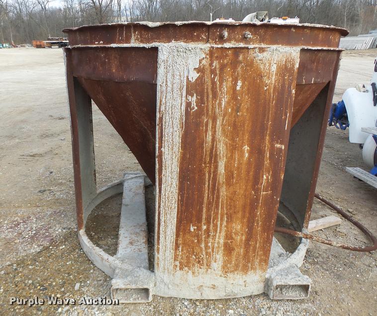 image for item DA9358 Gar Bro chute/bucket