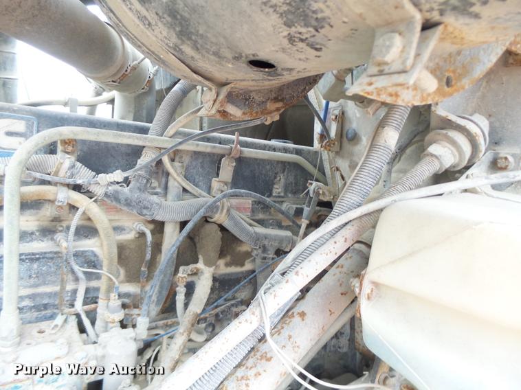 image for item DA9363 1994 International 2574 ready mix truck