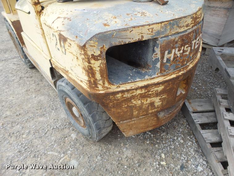 image for item DA9364 Hyster H60XM forklift