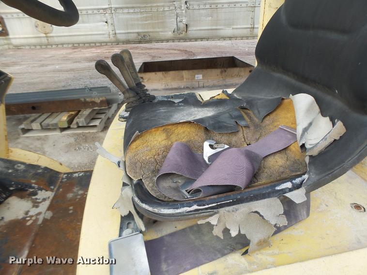 image for item DA9364 Hyster H60XM forklift