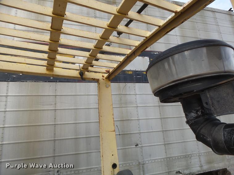 image for item DA9364 Hyster H60XM forklift