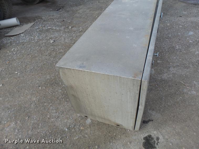 image for item DA9365 (2) toolboxes