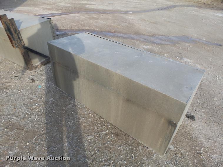 image for item DA9365 (2) toolboxes