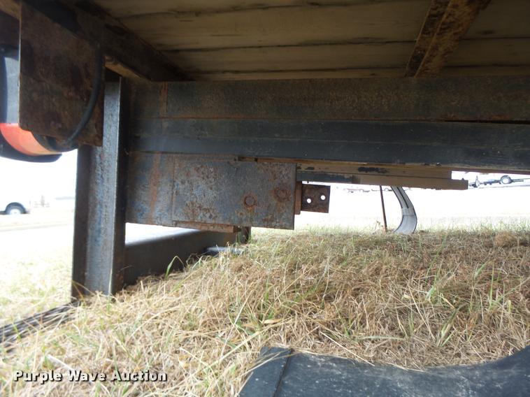 image for item DA9371 Ventures flatbed