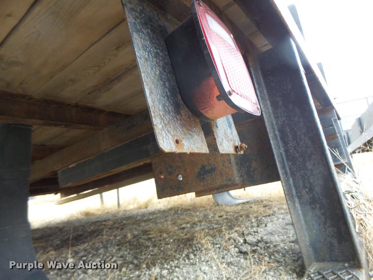 image for item DA9374 Ventures flatbed