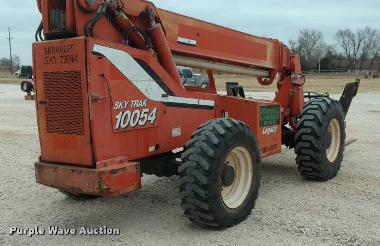 image for item DB0849 2004 Sky Trak 10054 telehandler