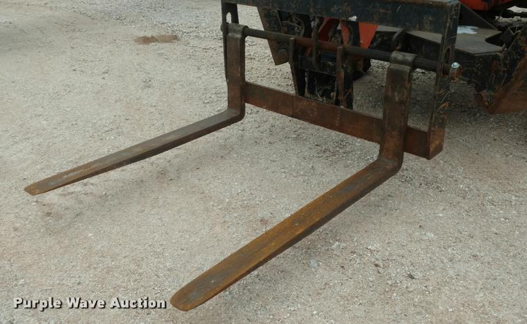 image for item DB0849 2004 Sky Trak 10054 telehandler