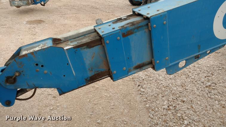 image for item DB0850 2004 Genie S60 boom lift