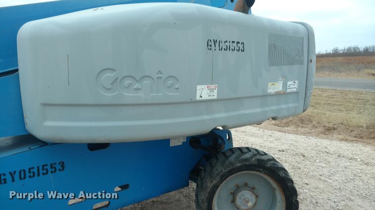 image for item DB0850 2004 Genie S60 boom lift