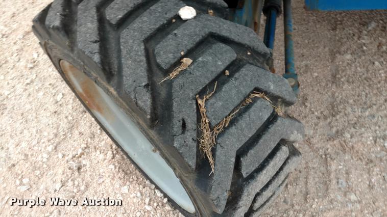 image for item DB0850 2004 Genie S60 boom lift