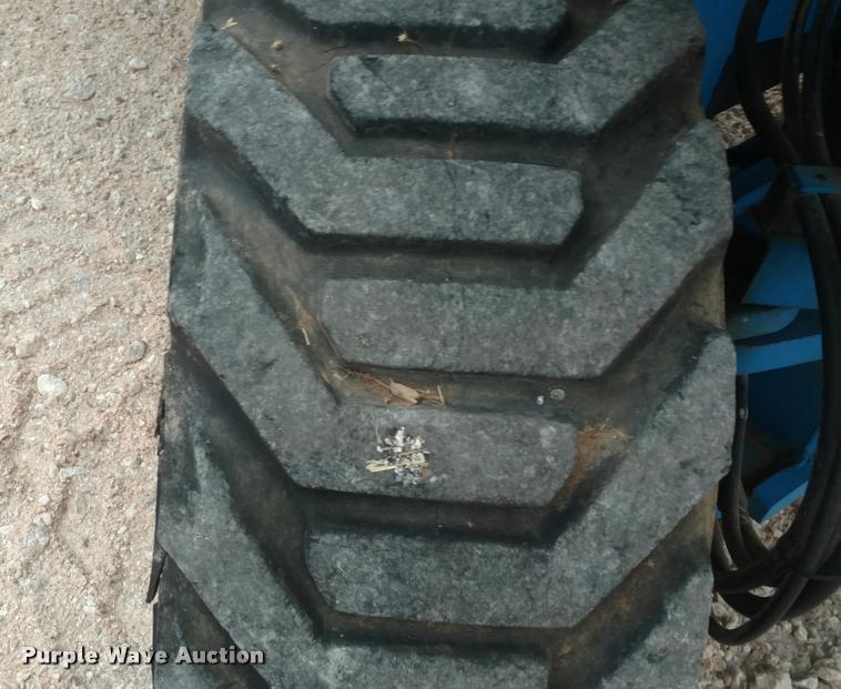 image for item DB0850 2004 Genie S60 boom lift