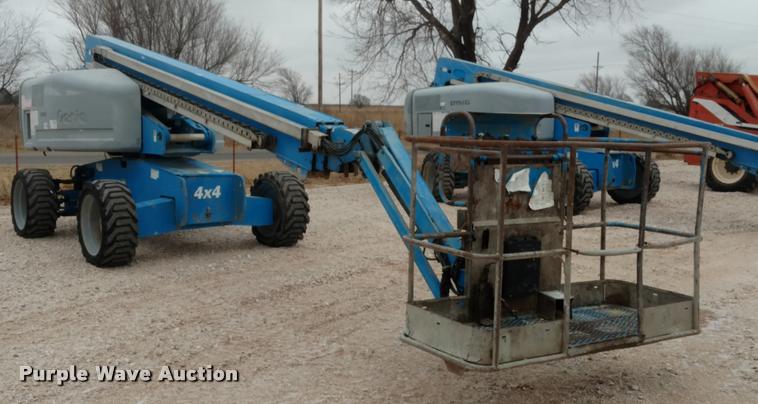 image for item DB0851 2005 Genie S65 boom lift