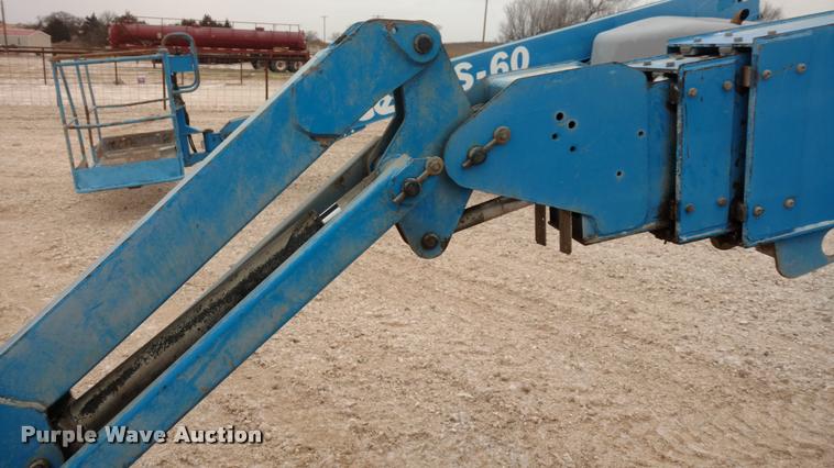 image for item DB0851 2005 Genie S65 boom lift