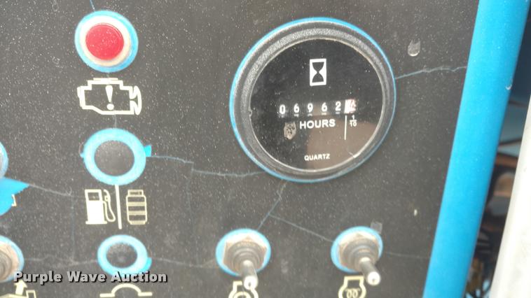 image for item DB0851 2005 Genie S65 boom lift