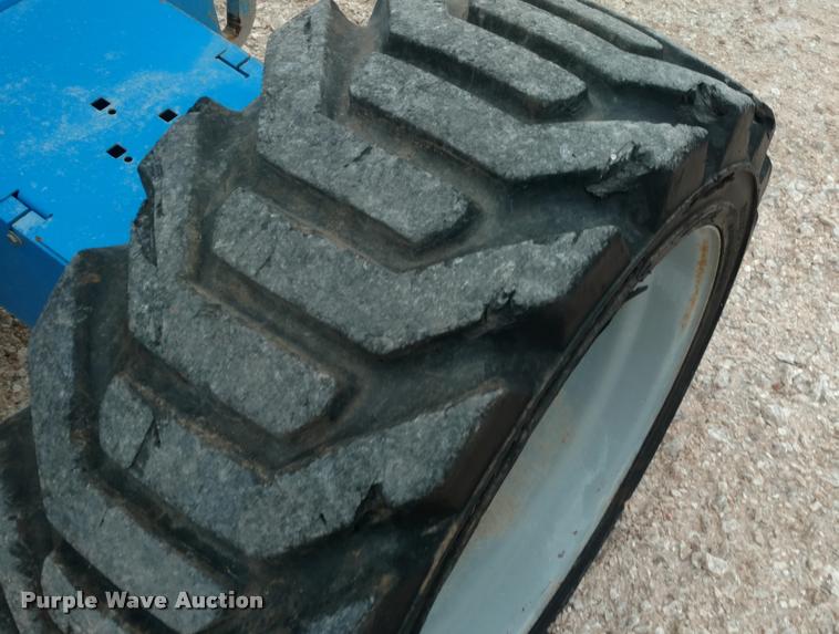 image for item DB0851 2005 Genie S65 boom lift