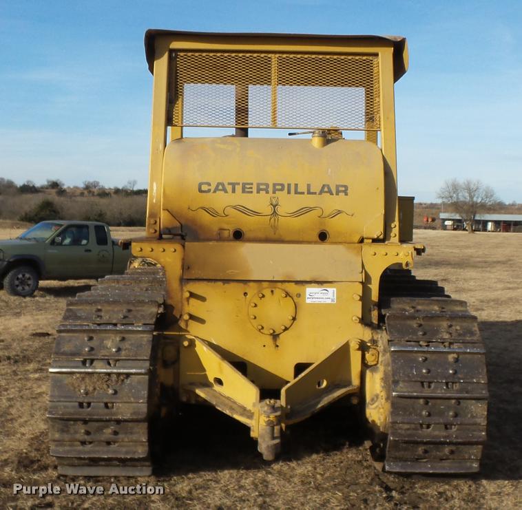 image for item DB0854 1963 Caterpillar D8 dozer