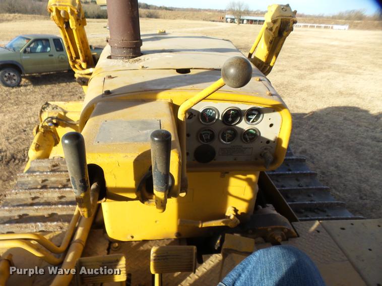 image for item DB0854 1963 Caterpillar D8 dozer